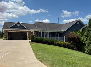 834 Wehali Trl, Kodak, TN 37764