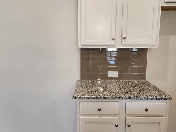 4th image of 3150 Westgate Park Dr