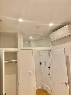 Rented by Oxford Property Group | media 13