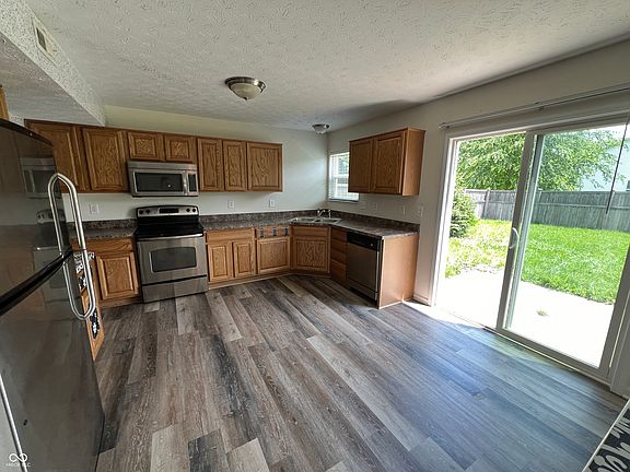 5th image of 17261 Retford Dr