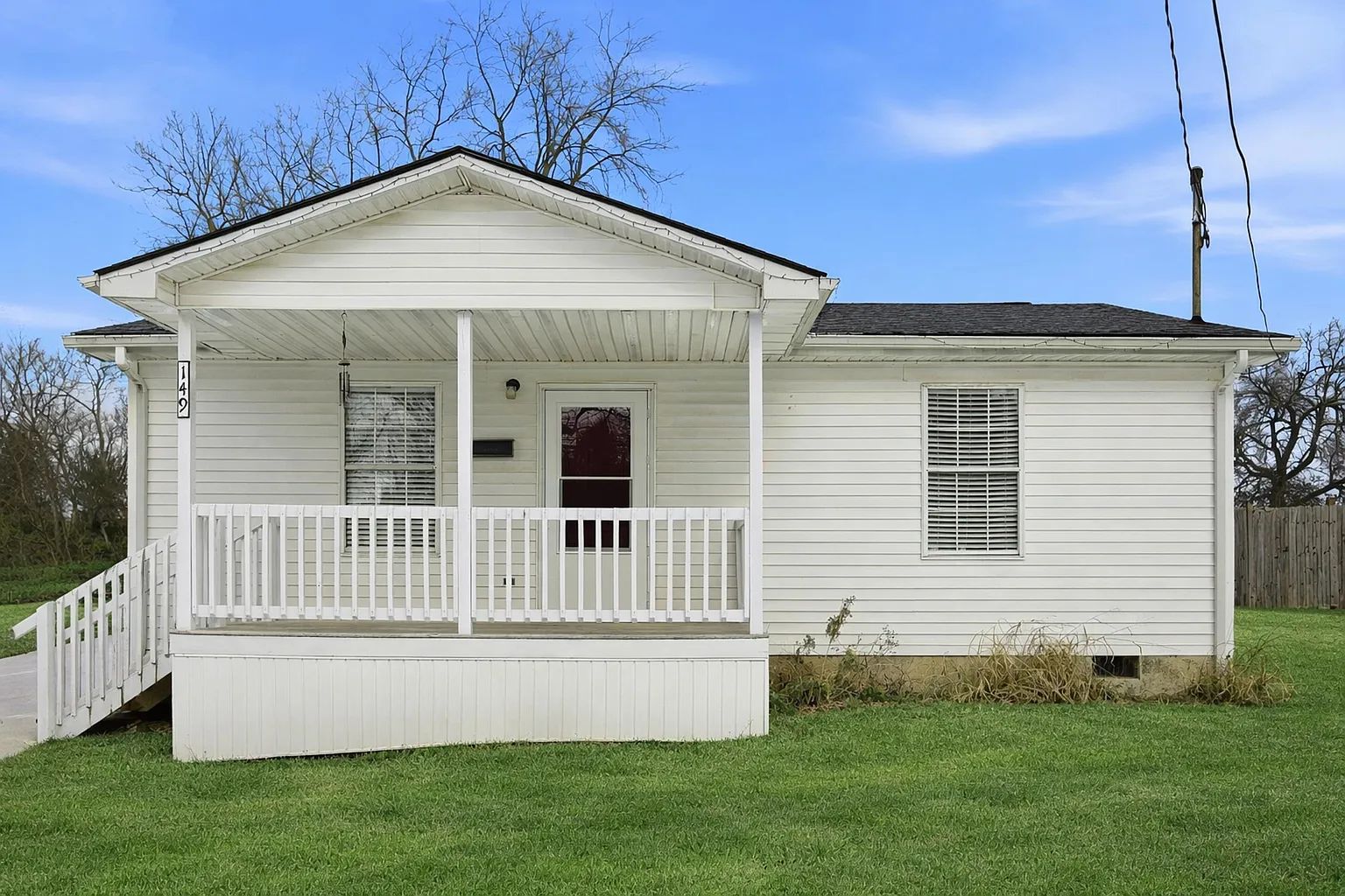 149 Bell Ave photo 1