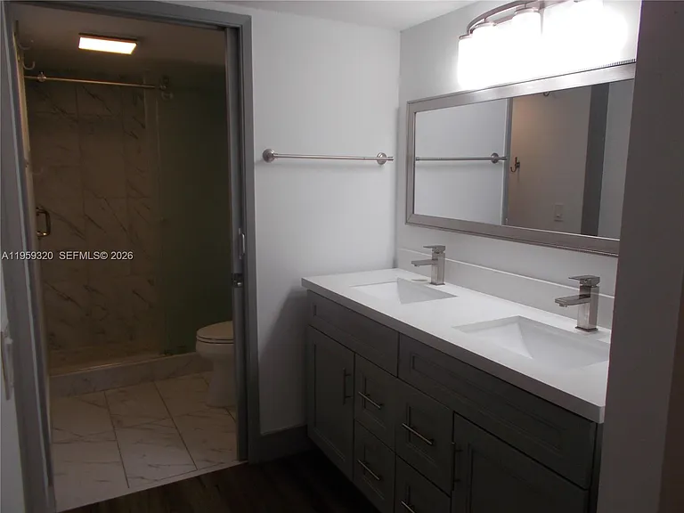 701 SW 141st Ave #110R — Photo 42