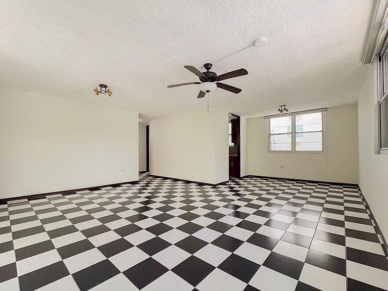 1 Madrid Cond Lakeshore #2C — Photo 6