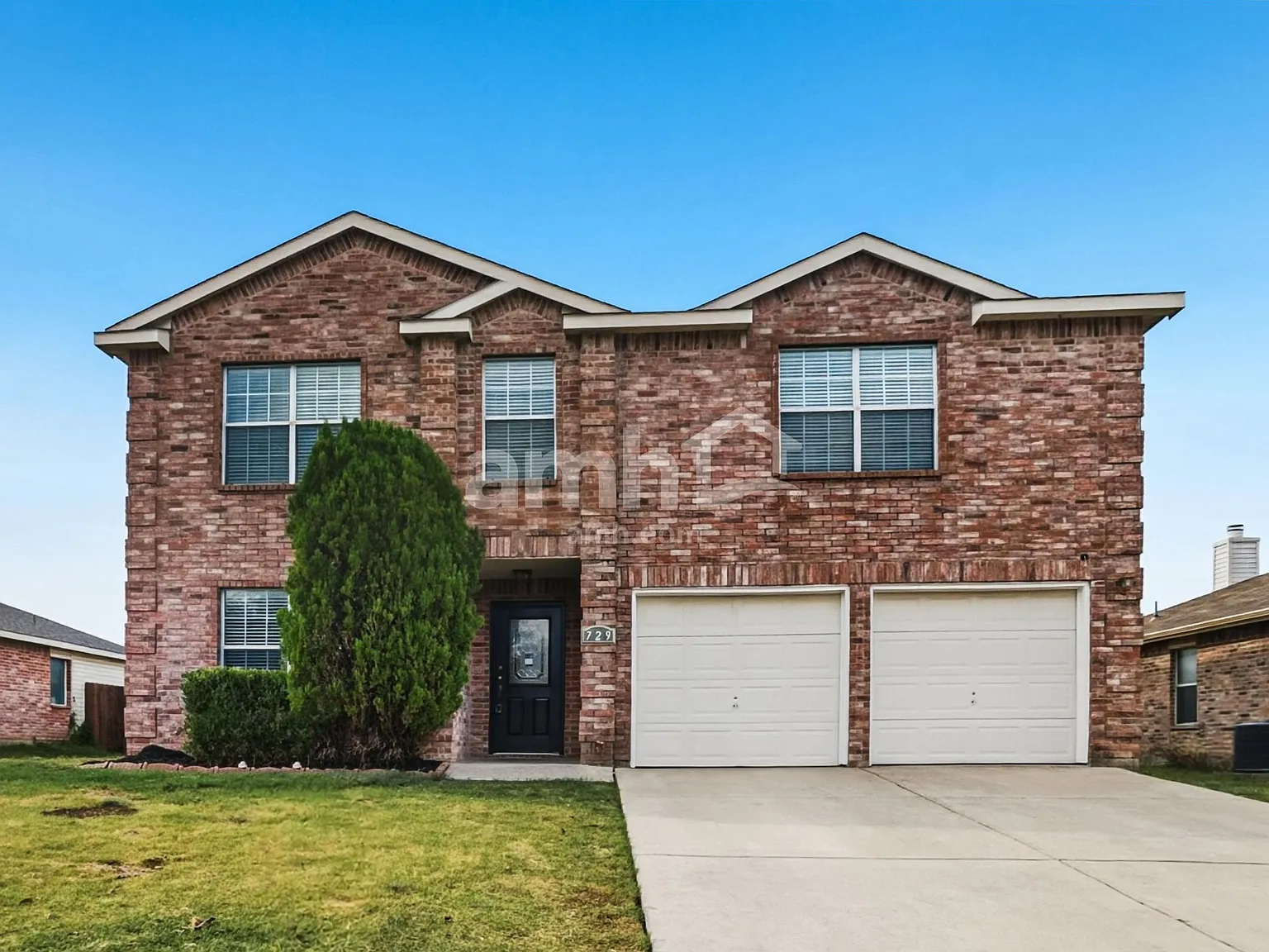 4 bed, 2.5 bath, 3086 sqft, $2,610 — Photo 1