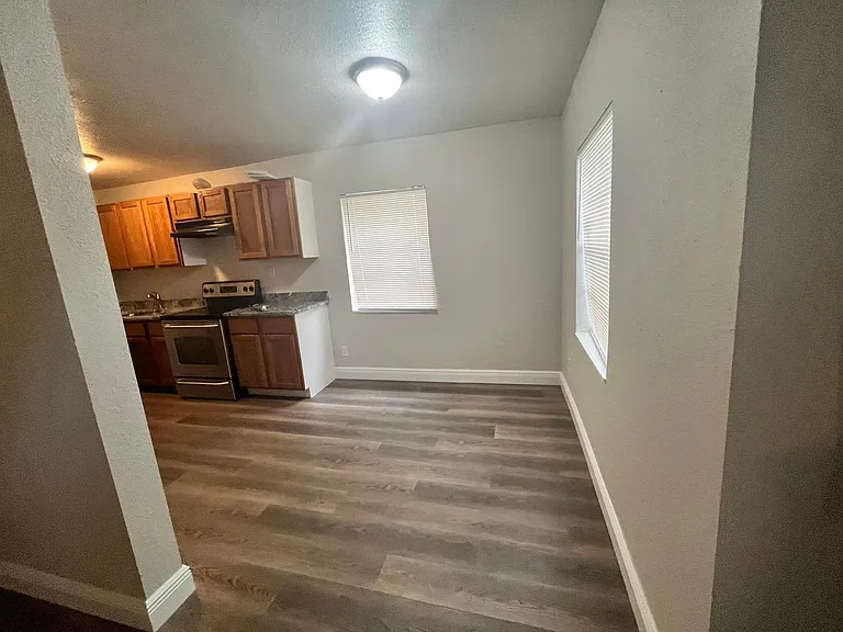 807 NE 3rd St #811 — Photo 4