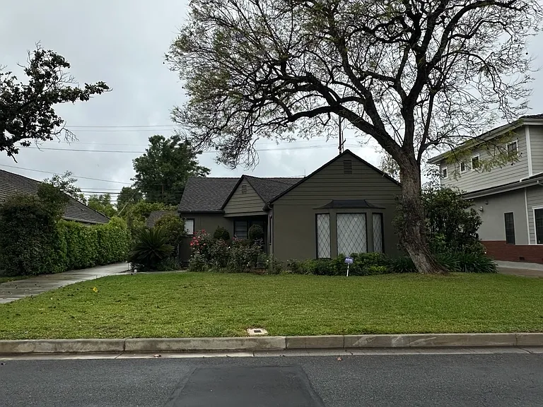 2055 Robin Rd — Photo 14