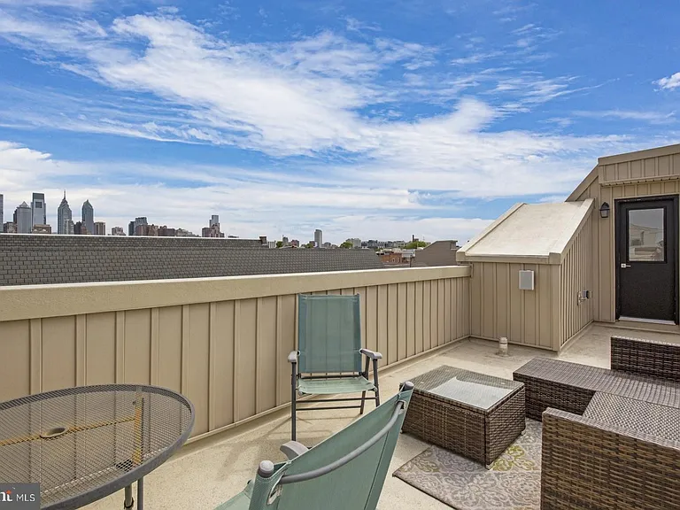 1259 S 29th St — Photo 27