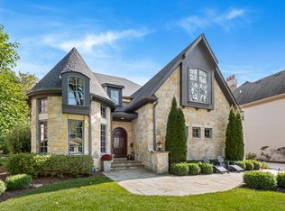 714 S Wright St, Naperville, IL
