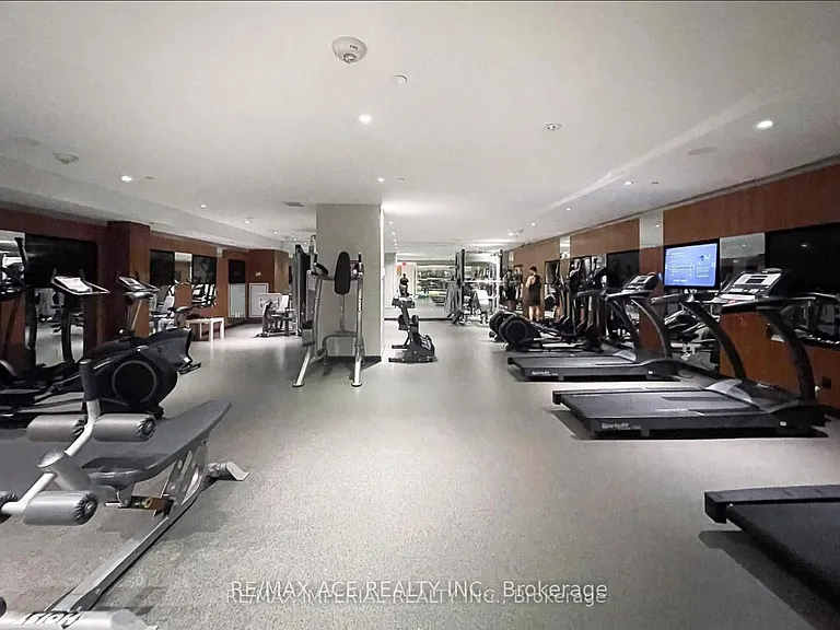 8 Mercer St #526 — Photo 15