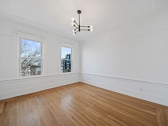 5th image of 3435 18th St #11