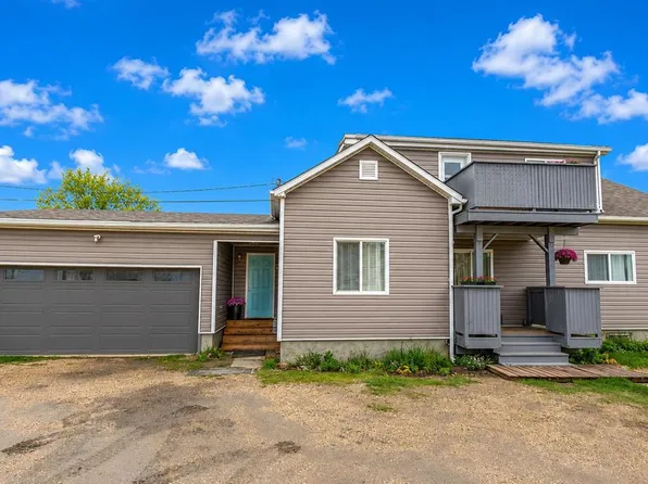 10112 SW 104th Ave, Grande Prairie, AB T8V 1E7