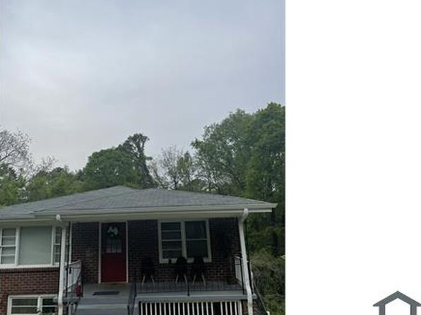 1875 Tremont Dr NW