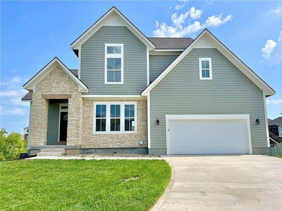 1st image of 306 Stoneridge Ct