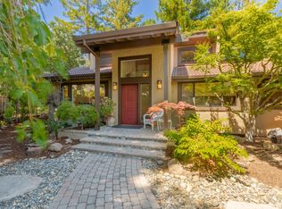 12885 Pierce Rd, Saratoga, CA 95070