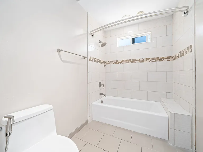 9310 Danby Ave — Photo 17