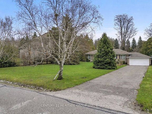 4th image of 19 Oakbank Rd