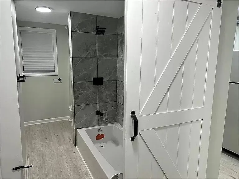 717 Indiana Ave #1 — Photo 7