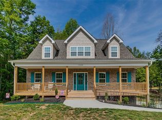 1980 Edgefield Dr, Kernersville, NC 27284