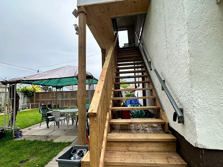 51 Lyons Ave #4 — Photo 4