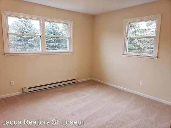 3rd image of 2000 N Us Highway 31 APT 3