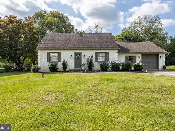 2420 Miller Ave, Coatesville, PA 19320