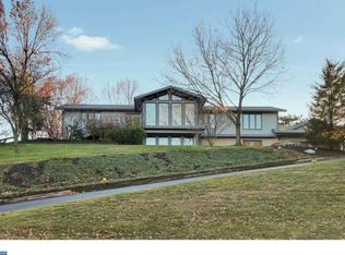 20 Estates Dr, Reading, PA 19606