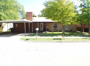 6800 Echo Hill Dr, Watauga, TX 76148