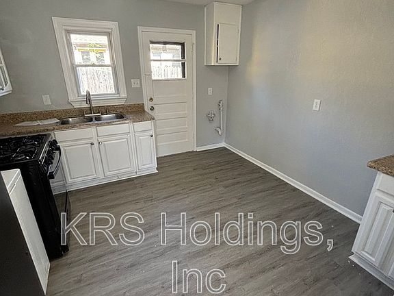 3rd image of 3100 Hanbury St APT A