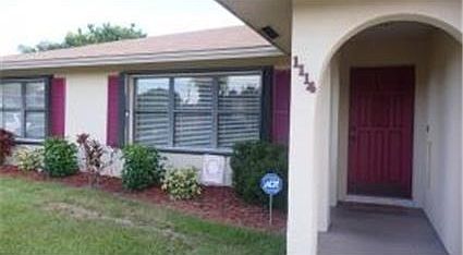 2nd image of 1114 SE Petunia Ave