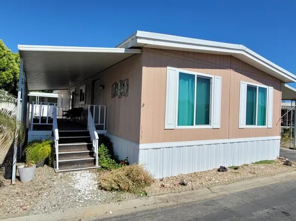 135 Geranium Way #135, Ventura, CA 93004