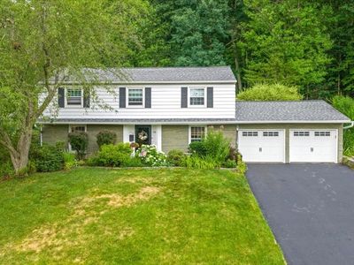 932 Chestnut Ln, Vestal, NY, 13850