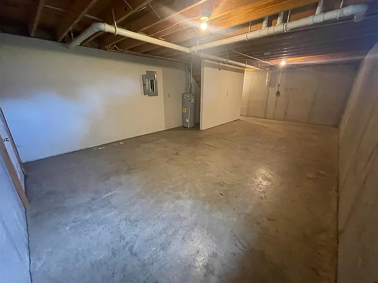 218 Southern Dr — Photo 12