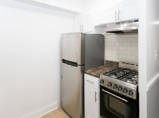 906 W Montrose Ave #A05W, Chicago, IL 60613