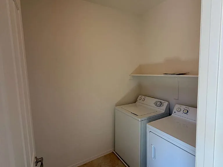 5621 E Adrian Ave — Photo 26