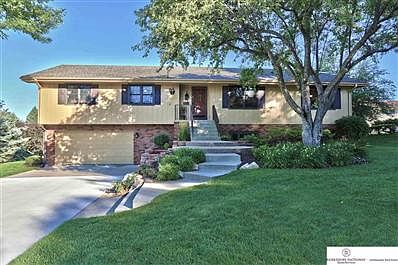 1st image of 3716 N 114th Cir