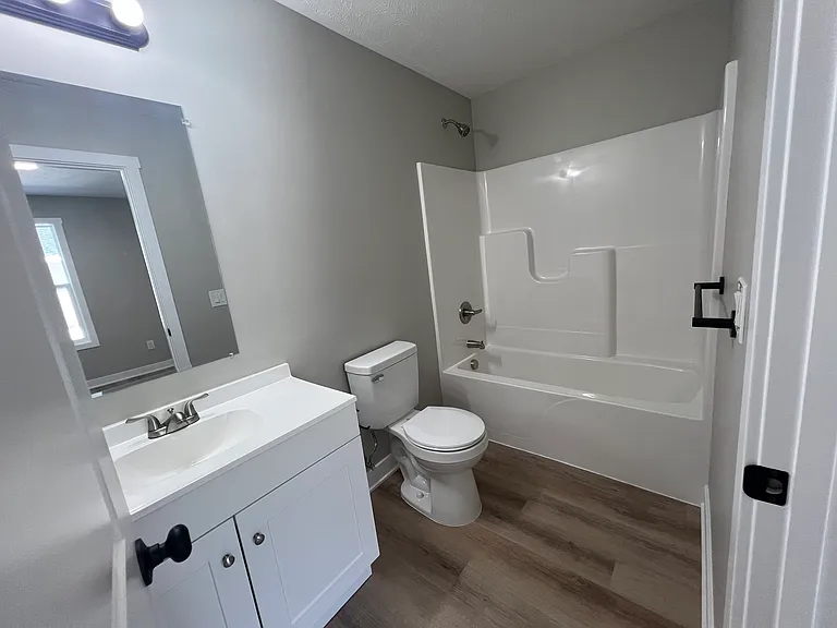 528 Oak Ave — Photo 17