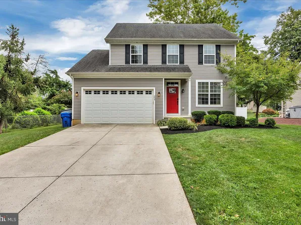 204 Orchard Ave, Maple Shade, NJ 08052