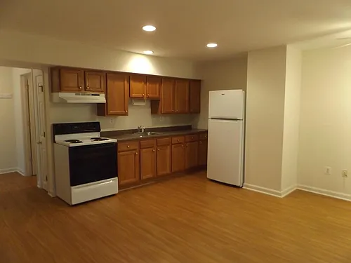 7505 Main St #1 Photo 1