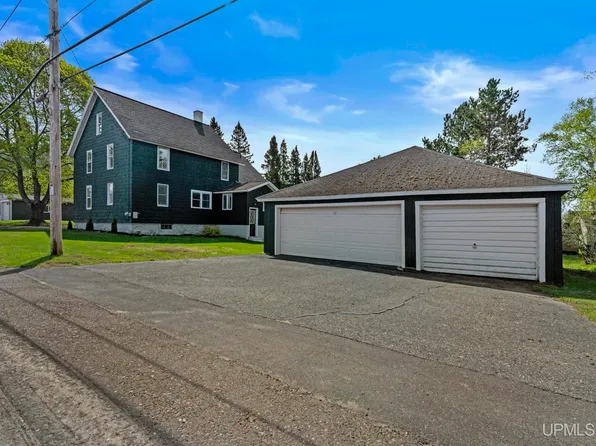 336 Fulton St, Mohawk, MI 49950