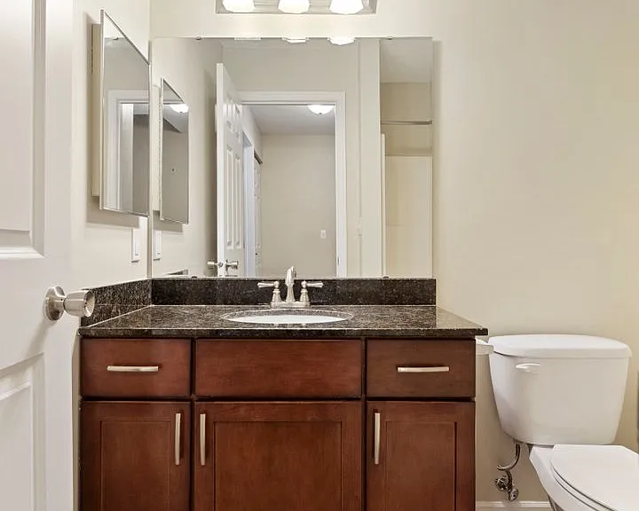 Waterford Place Townhomes — Photo 15