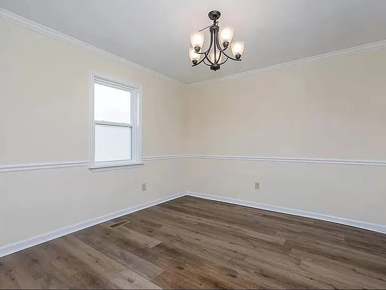 143 Caymen Ct — Photo 7
