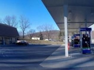 1980 Mount Laurel Rd, Fleetwood, PA 19522