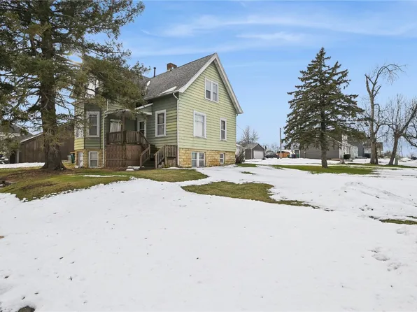 205 2nd Ave, Atkins, IA 52206