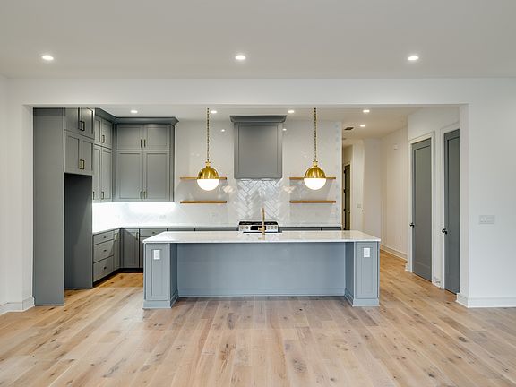 3rd image of 290 Heatherden Ave #G2mr1k