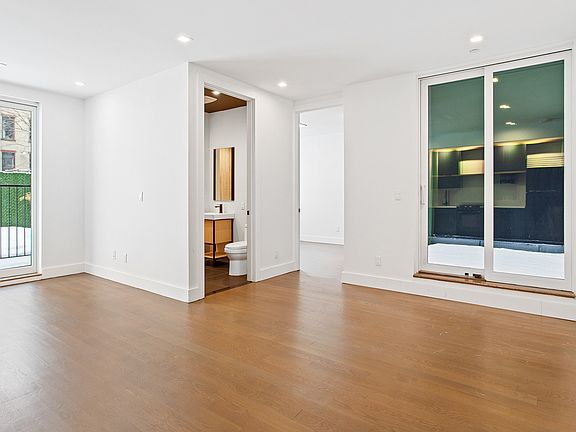 5th image of 58 Clifton Pl #1B