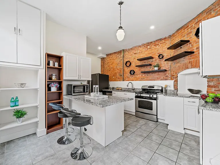 1306 Euclid St NW #2 — Photo 12