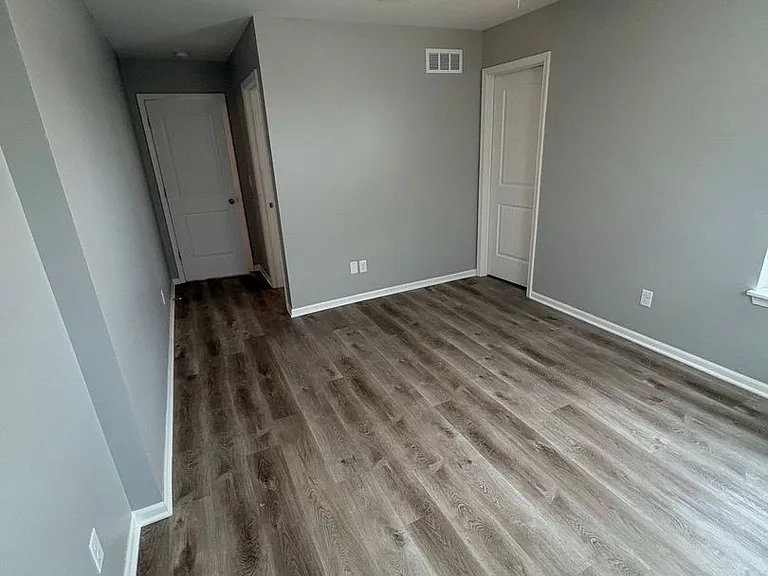 8046 SW 4th St — Photo 11