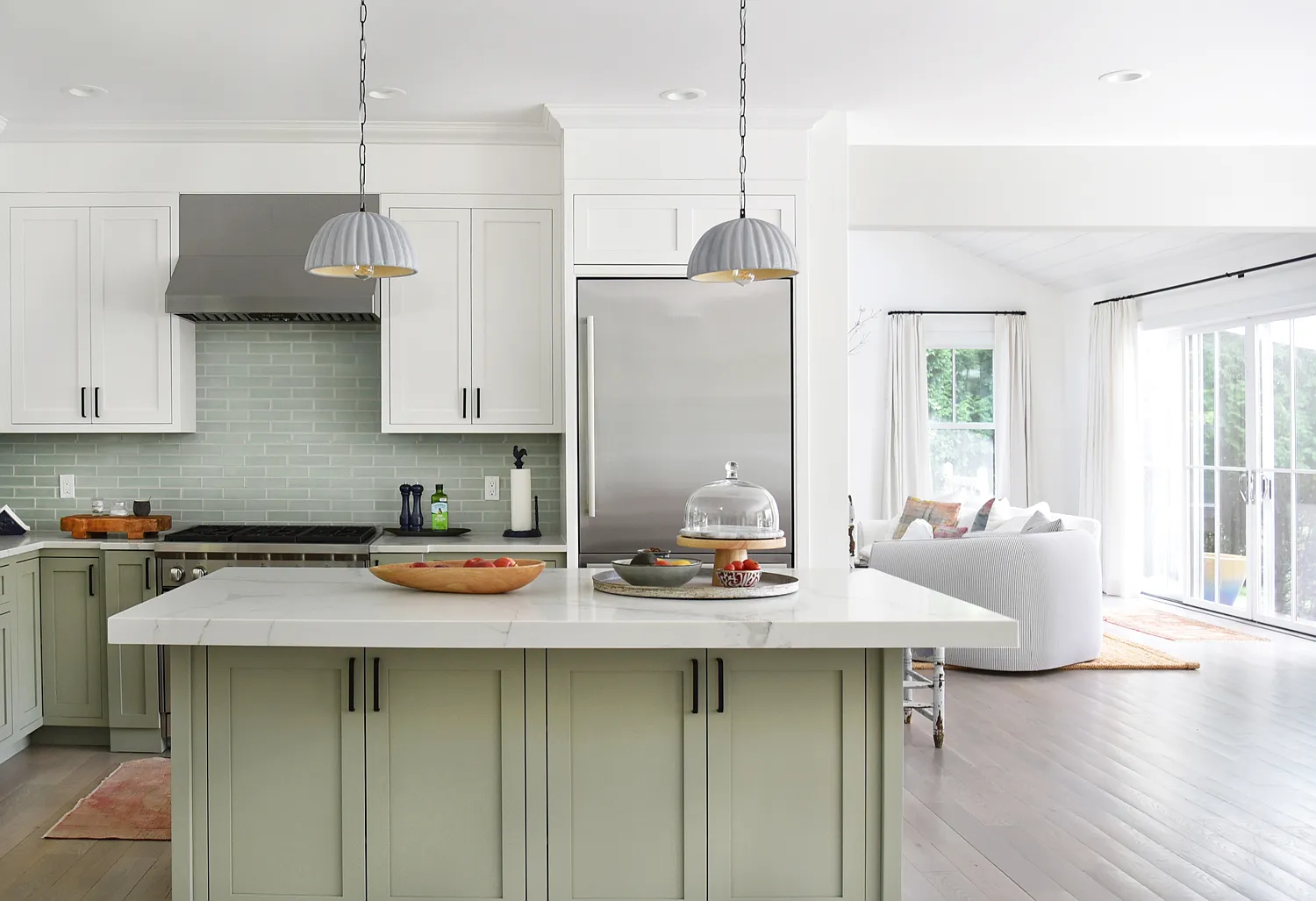 Quintessential Hamptons Summer Retreat — Photo 4