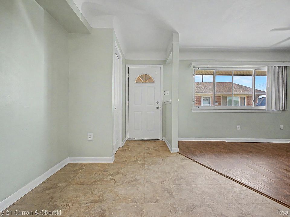4222 Drouillard St, photo 3