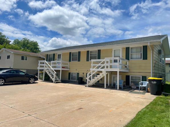 910 Redwood St E #1